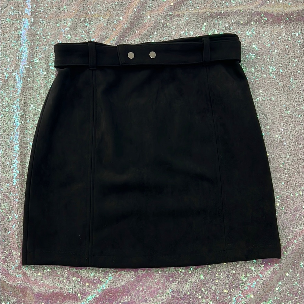 Haute Monde Black A-Line Mini Skirt Cocktail! Velour! With the tag